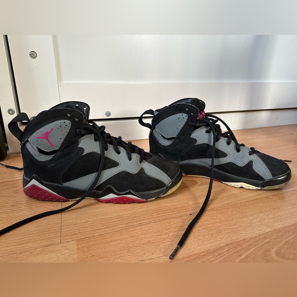 Jordan Black and Gray Sneakers with Magenta Accents